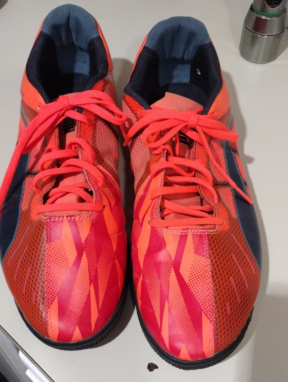 Men's Puma Neon Lite Lightweight Soccer Shoe